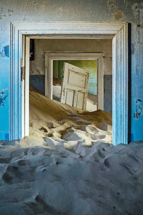 废弃建筑之谜 第 10 季海报