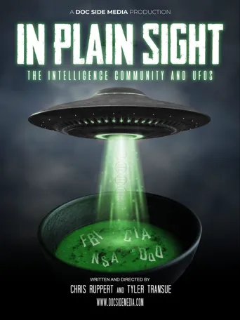 In Plain Sight: The Intelligence Community and UFO海报