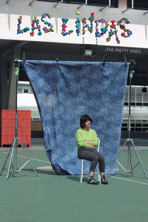 漂亮的女孩海报